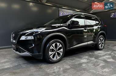 Внедорожник / Кроссовер Nissan X-Trail 2023 в 