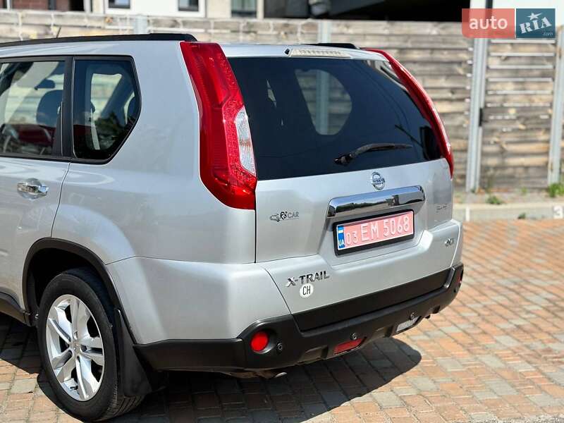 Позашляховик / Кросовер Nissan X-Trail 2011 в Києві