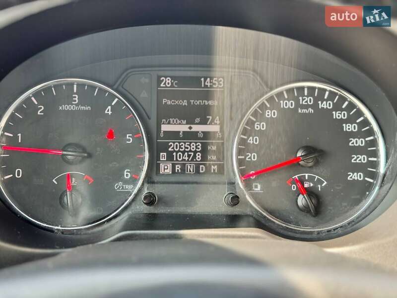 Позашляховик / Кросовер Nissan X-Trail 2011 в Києві