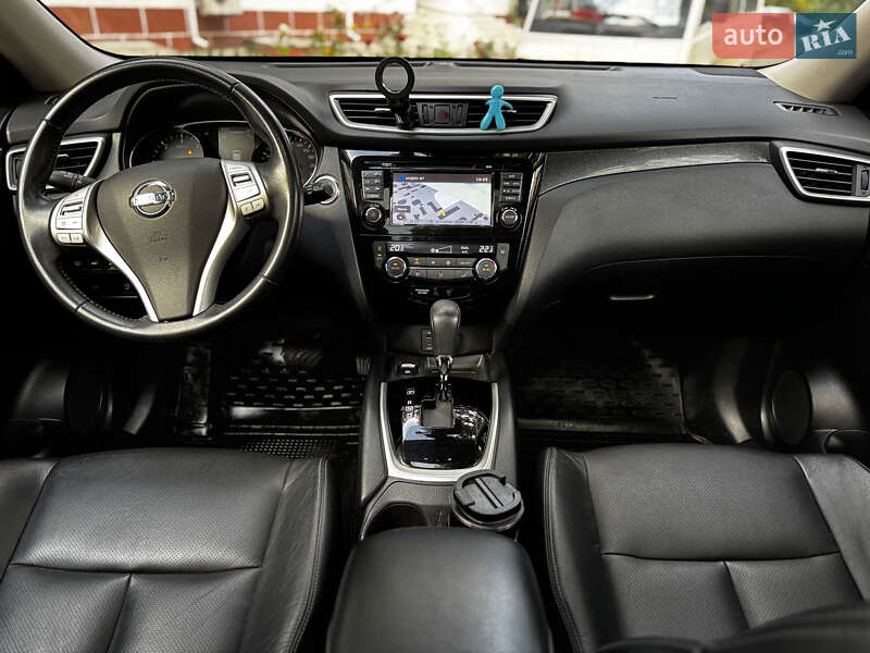 Позашляховик / Кросовер Nissan X-Trail 2017 в Одесі
