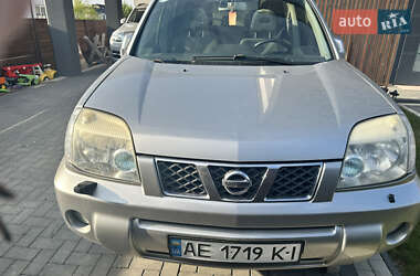 Внедорожник / Кроссовер Nissan X-Trail 2006 в Черновцах