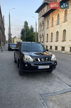 Внедорожник / Кроссовер Nissan X-Trail 2008 в Черновцах