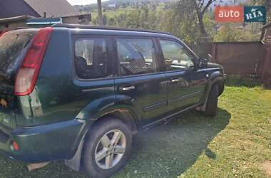 Внедорожник / Кроссовер Nissan X-Trail 2004 в Ромнах