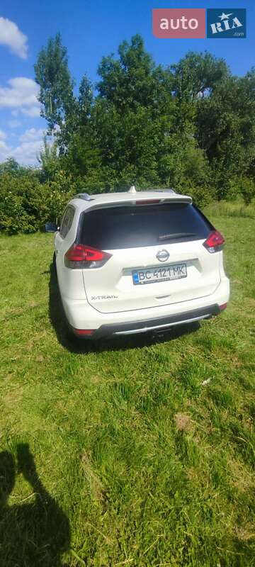 Позашляховик / Кросовер Nissan X-Trail 2018 в Городку