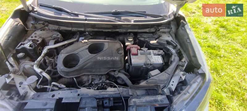 Позашляховик / Кросовер Nissan X-Trail 2018 в Городку