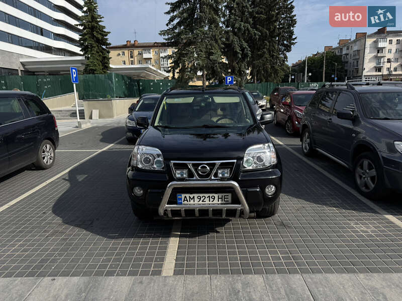 Внедорожник / Кроссовер Nissan X-Trail 2003 в Житомире