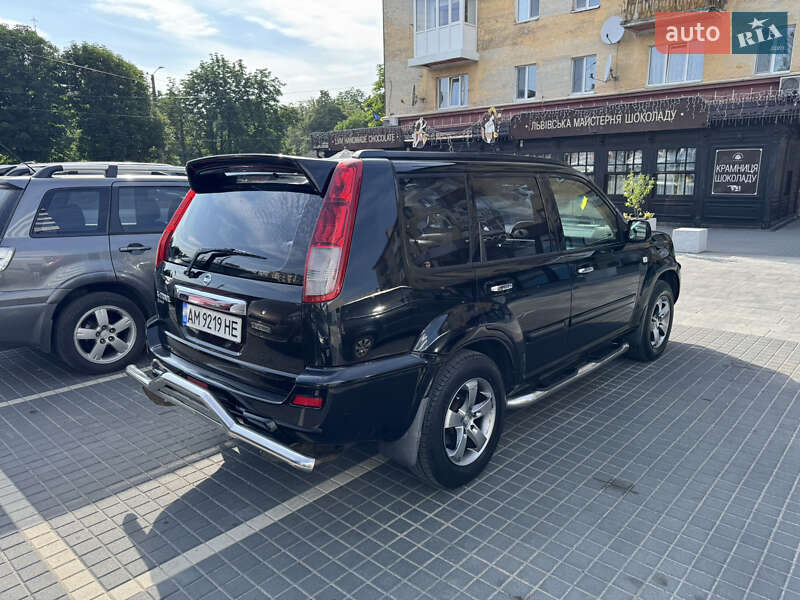 Внедорожник / Кроссовер Nissan X-Trail 2003 в Житомире