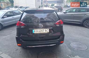 Внедорожник / Кроссовер Nissan X-Trail 2019 в 