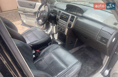 Позашляховик / Кросовер Nissan X-Trail 2005 в 