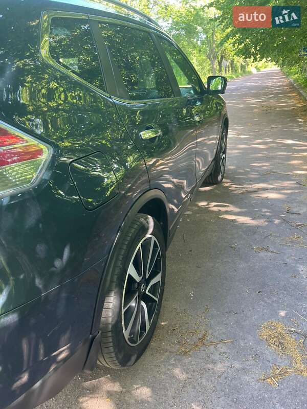 Позашляховик / Кросовер Nissan X-Trail 2015 в Бердичеві