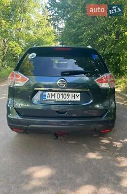 Внедорожник / Кроссовер Nissan X-Trail 2015 в Бердичеве