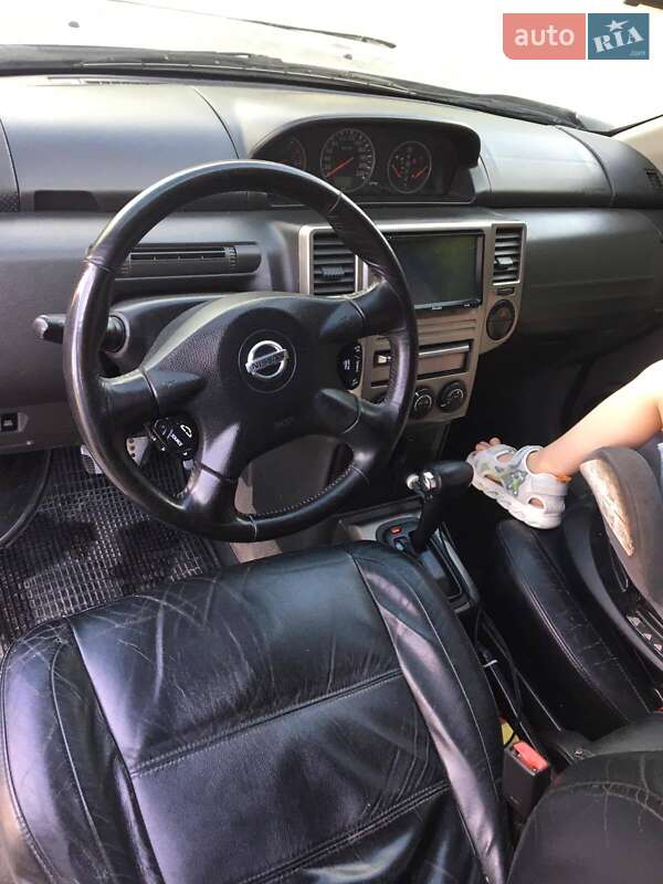 Позашляховик / Кросовер Nissan X-Trail 2005 в Львові
