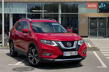 Внедорожник / Кроссовер Nissan X-Trail 2017 в Харькове