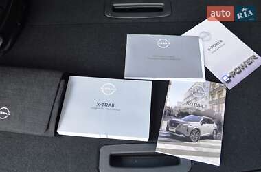 Позашляховик / Кросовер Nissan X-Trail 2023 в 