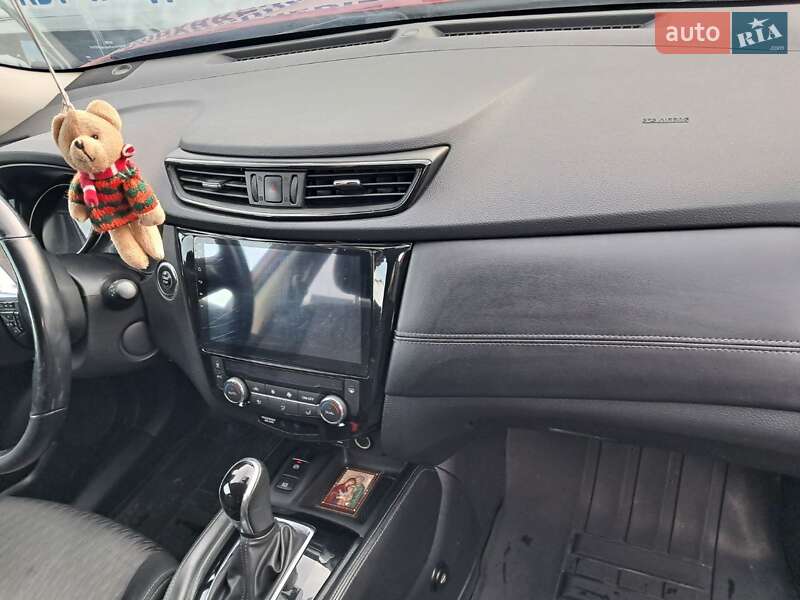 Внедорожник / Кроссовер Nissan X-Trail 2018 в Львове