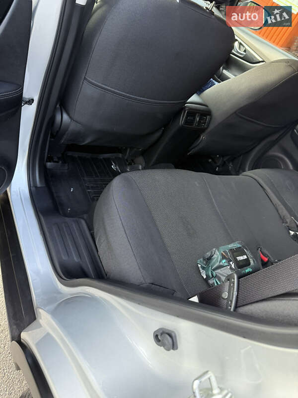 Внедорожник / Кроссовер Nissan X-Trail 2019 в Киеве фото 8 Внедорожник / Кроссовер Nissan X-Trail 2019 в Киеве