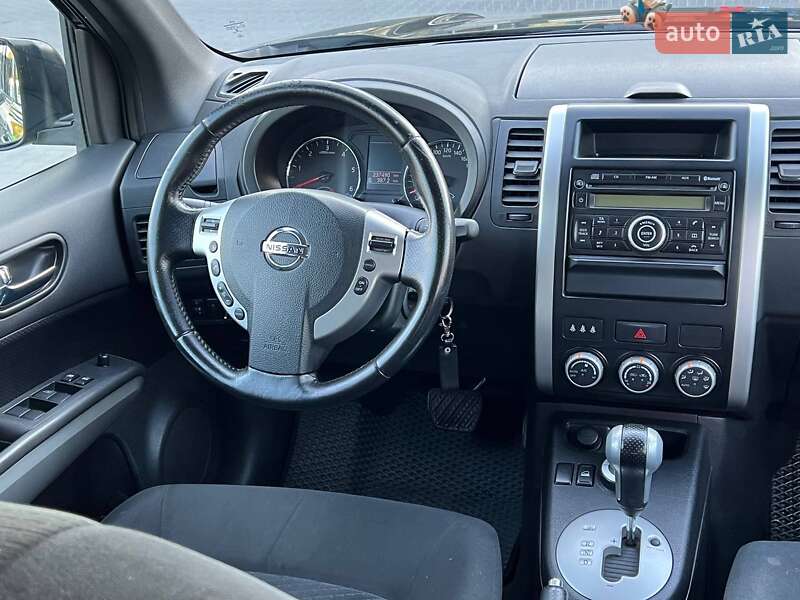 Позашляховик / Кросовер Nissan X-Trail 2011 в Хмельницькому
