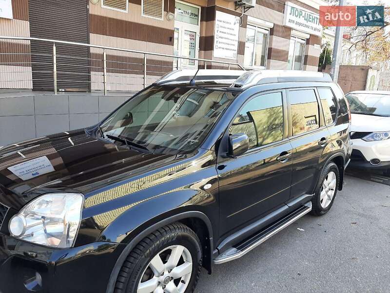 Позашляховик / Кросовер Nissan X-Trail 2010 в Софіївській Борщагівці