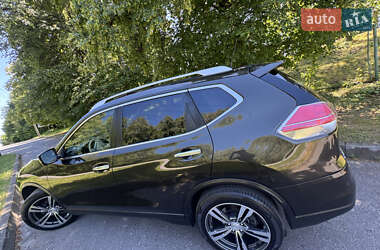Позашляховик / Кросовер Nissan X-Trail 2016 в 