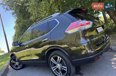 Позашляховик / Кросовер Nissan X-Trail 2016 в 
