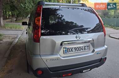 Внедорожник / Кроссовер Nissan X-Trail 2010 в 