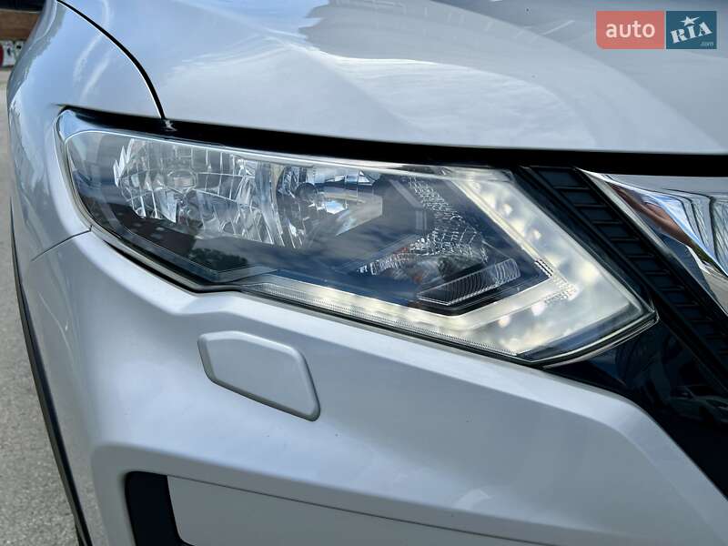 Позашляховик / Кросовер Nissan X-Trail 2017 в Харкові