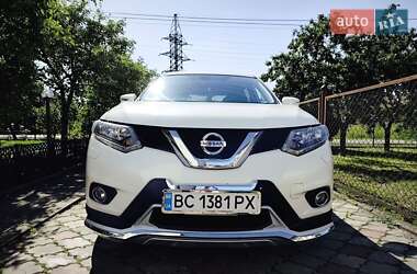 Внедорожник / Кроссовер Nissan X-Trail 2016 в Дрогобыче