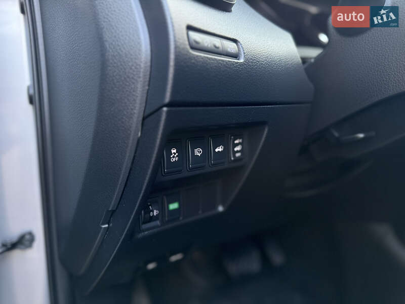 Позашляховик / Кросовер Nissan X-Trail 2016 в Кропивницькому