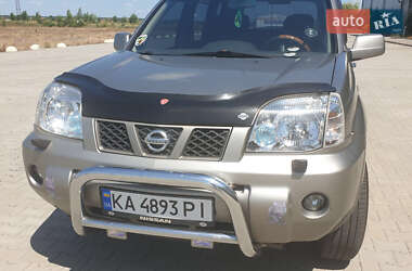 Позашляховик / Кросовер Nissan X-Trail 2005 в Києві