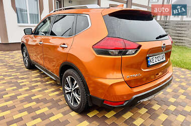 Внедорожник / Кроссовер Nissan X-Trail 2018 в 