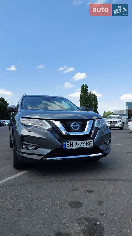 Внедорожник / Кроссовер Nissan X-Trail 2018 в Одессе
