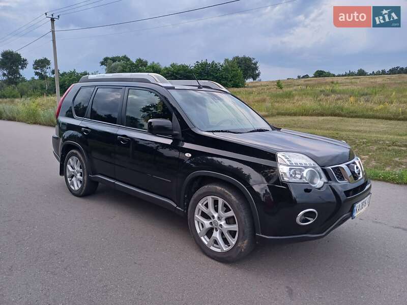 Позашляховик / Кросовер Nissan X-Trail 2012 в Києві