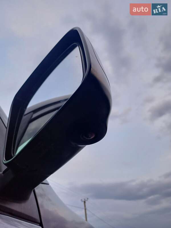 Позашляховик / Кросовер Nissan X-Trail 2012 в Києві