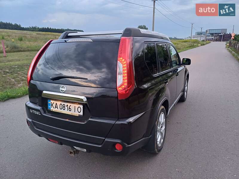 Позашляховик / Кросовер Nissan X-Trail 2012 в Києві