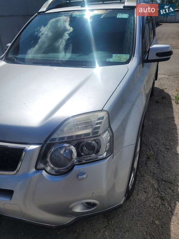Внедорожник / Кроссовер Nissan X-Trail 2011 в Киеве