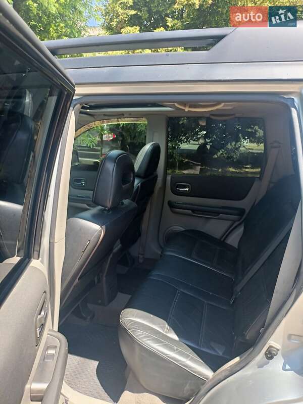 Внедорожник / Кроссовер Nissan X-Trail 2004 в Николаевке фото 3 Внедорожник / Кроссовер Nissan X-Trail 2004 в Николаевке