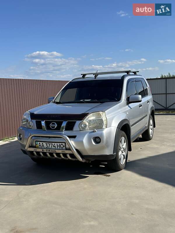 Внедорожник / Кроссовер Nissan X-Trail 2008 в Киеве