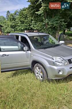 Внедорожник / Кроссовер Nissan X-Trail 2007 в 