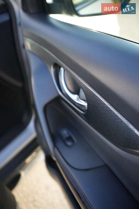 Позашляховик / Кросовер Nissan X-Trail 2016 в Одесі