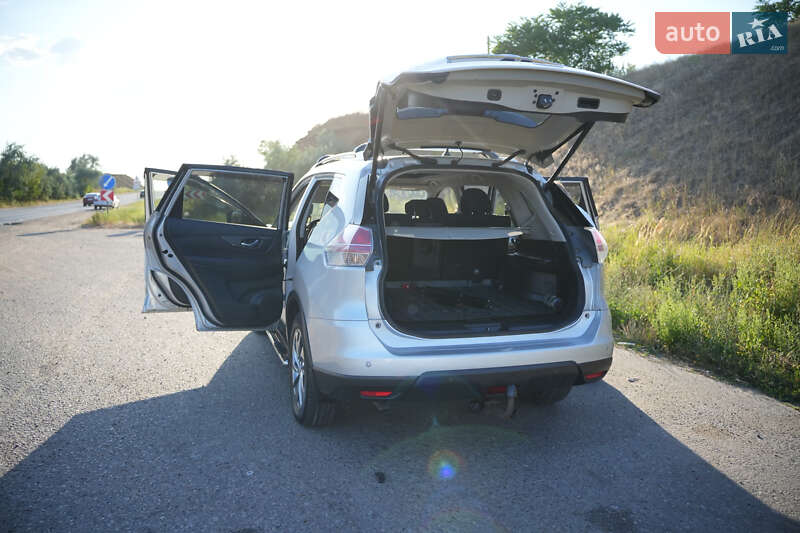 Позашляховик / Кросовер Nissan X-Trail 2016 в Одесі