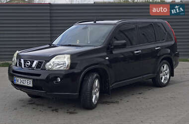 Внедорожник / Кроссовер Nissan X-Trail 2009 в 