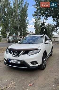 Внедорожник / Кроссовер Nissan X-Trail 2017 в Краматорске
