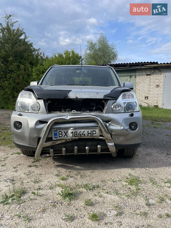 Внедорожник / Кроссовер Nissan X-Trail 2008 в 