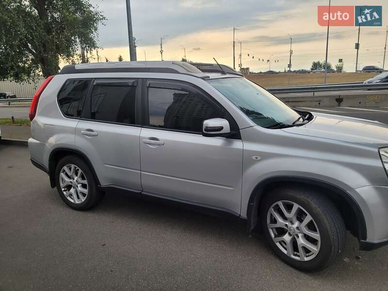 Внедорожник / Кроссовер Nissan X-Trail 2011 в Киеве