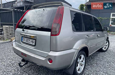 Внедорожник / Кроссовер Nissan X-Trail 2004 в 