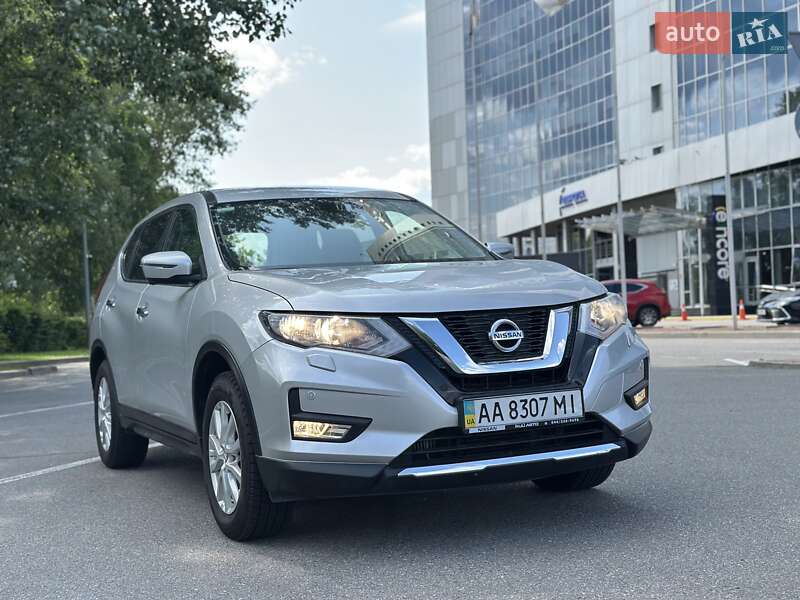 Внедорожник / Кроссовер Nissan X-Trail 2018 в Киеве