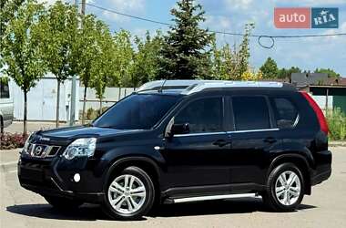 Внедорожник / Кроссовер Nissan X-Trail 2014 в Днепре