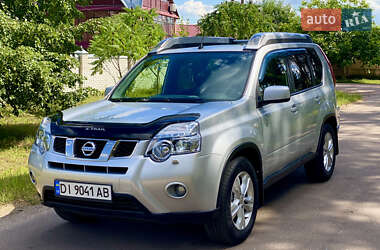 Внедорожник / Кроссовер Nissan X-Trail 2014 в 