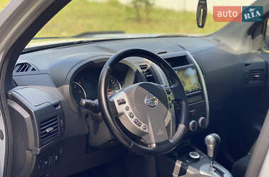 Внедорожник / Кроссовер Nissan X-Trail 2014 в 