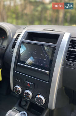 Внедорожник / Кроссовер Nissan X-Trail 2014 в 